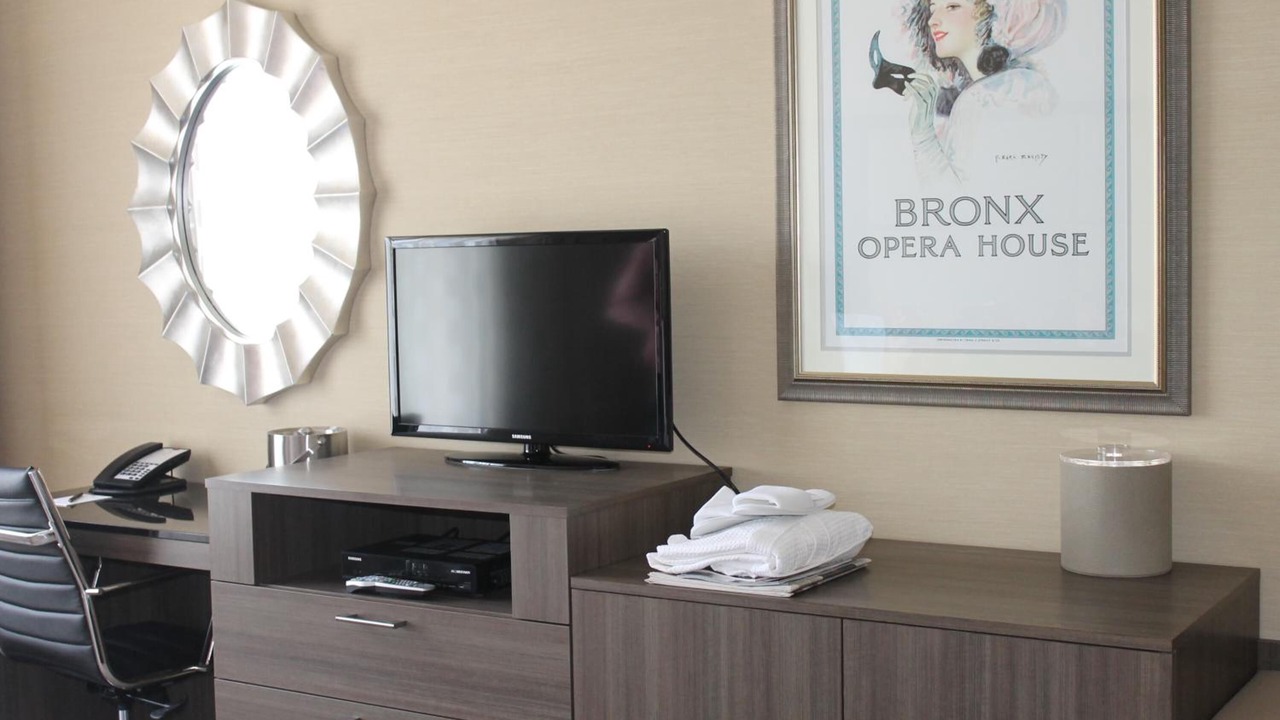 Photo of Bedroom in Mott Haven