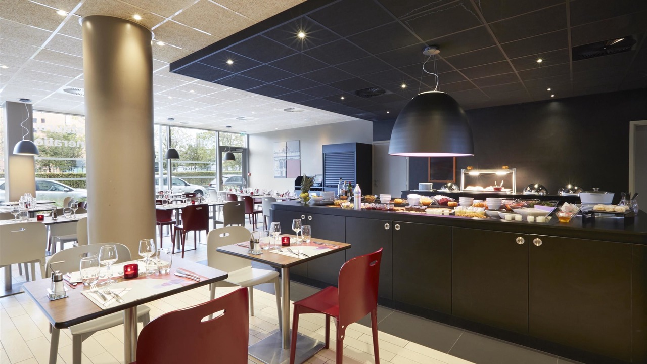 Photo of Others in La Madeleine