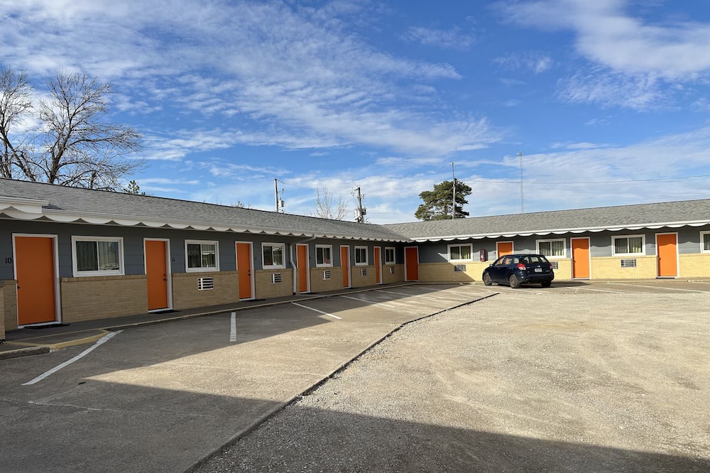 Photo of Outdoor in Chariton