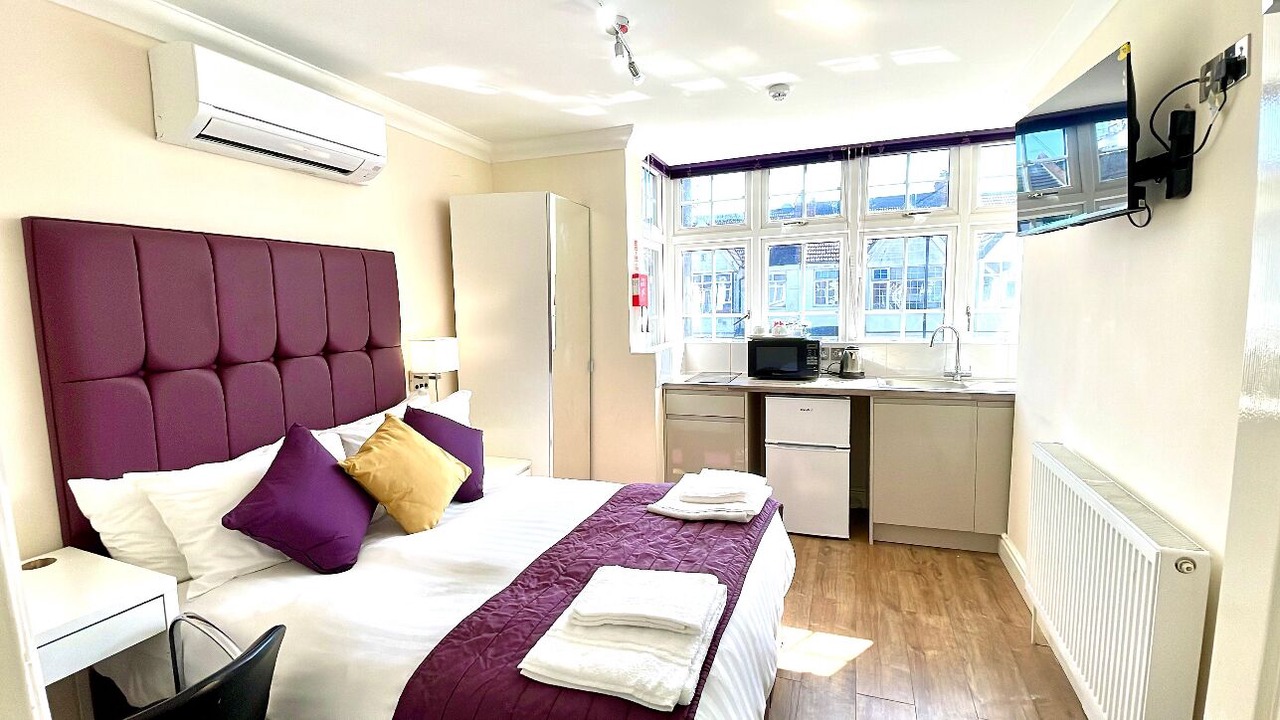 Photo of Bathroom in London Borough of Hounslow