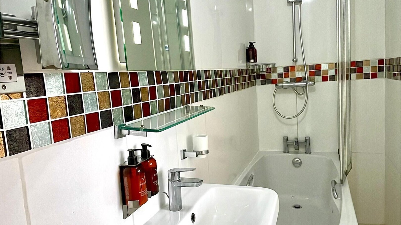 Photo of Others in London Borough of Hounslow