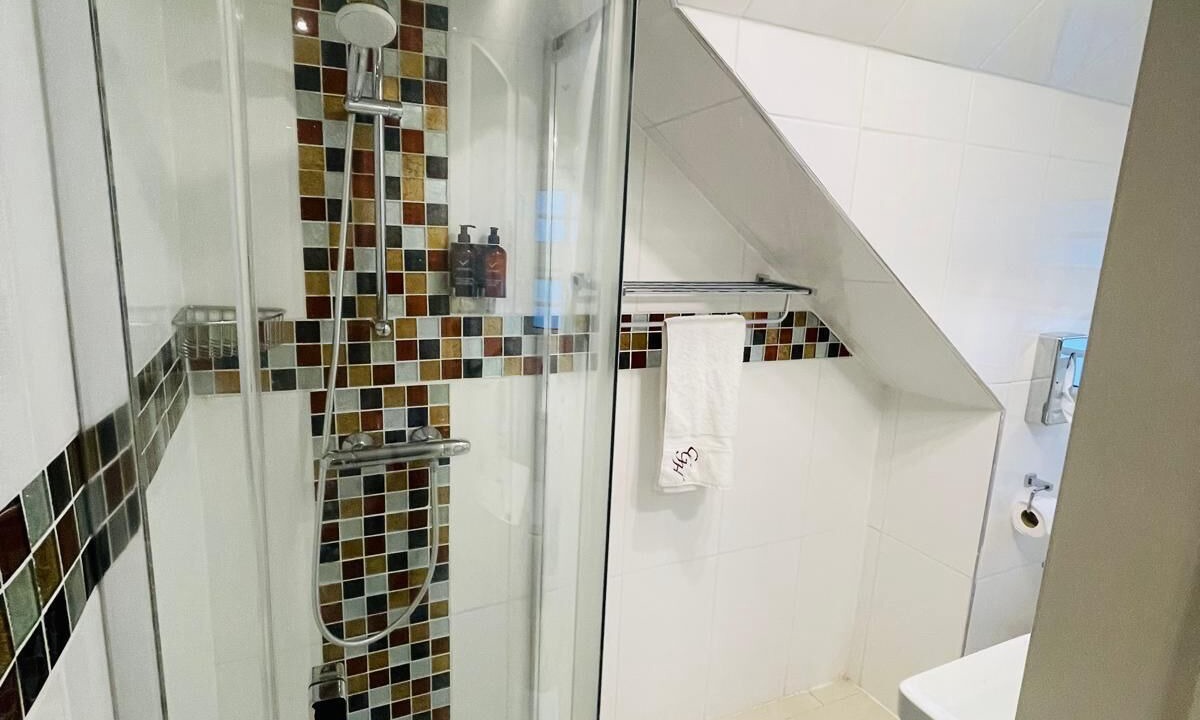 Photo of Bathroom in London Borough of Hounslow