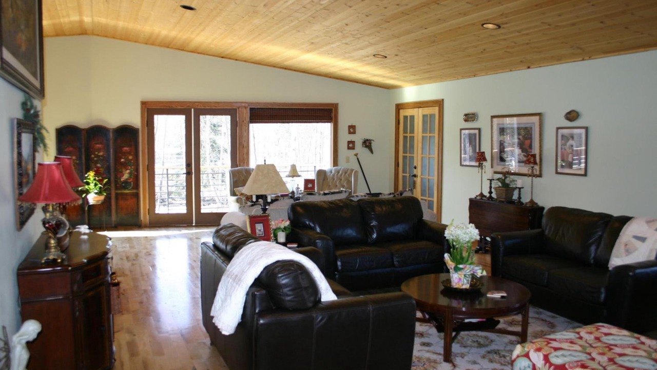 Photo of Livingroom in Campbell Park