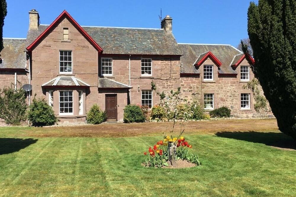 Photo of Outdoor in Stanley