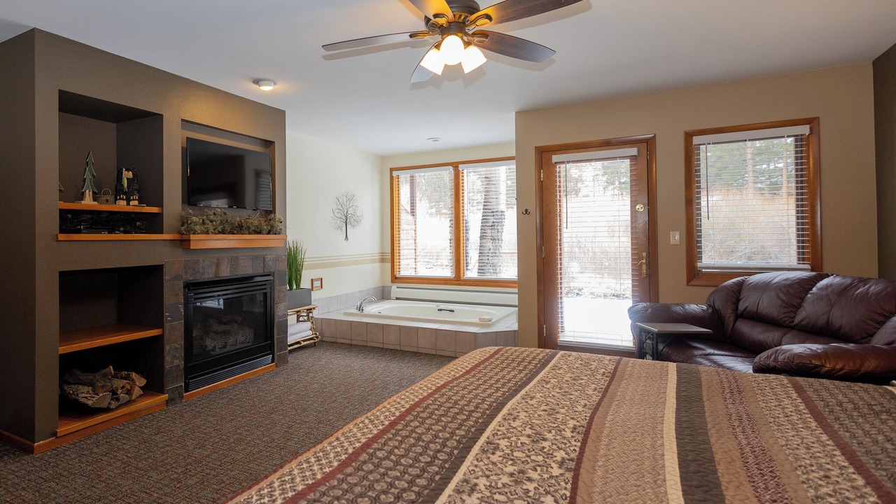 Photo of Others in Fall River Estates