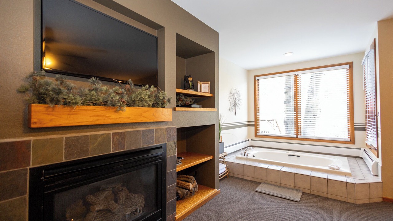 Photo of Others in Fall River Estates