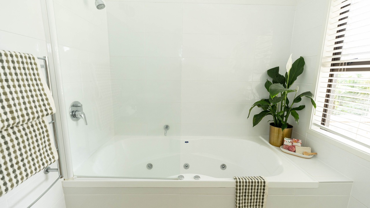 Photo of Bathroom in Takapuna