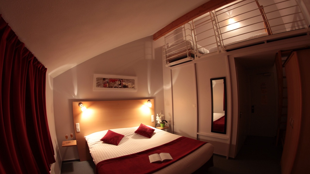 Photo of Bedroom in Bagneres-de-Bigorre