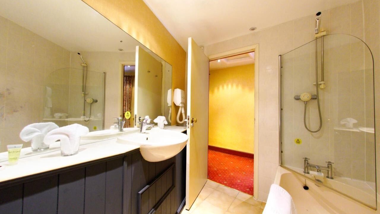 Photo of Others in Burton on Trent