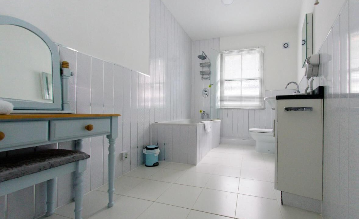 Photo of Others in Burton on Trent