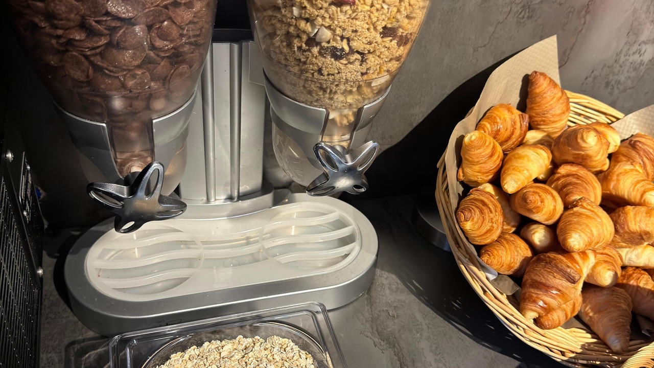 Photo of Others in Ales