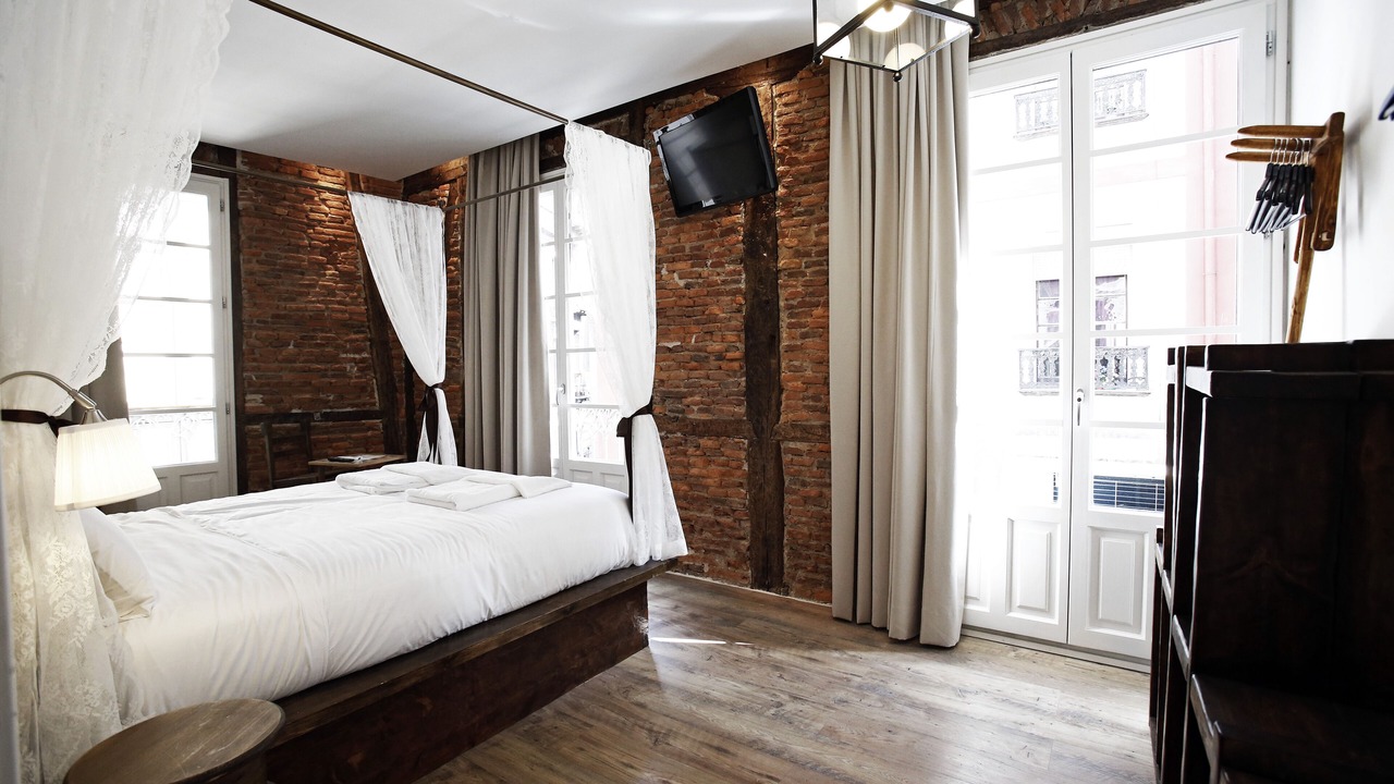 Photo of Bedroom in Bilbao Old Town