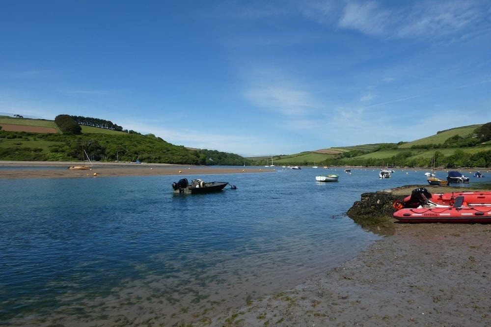 Photo of Others in Bantham