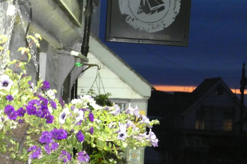 Photo of Outdoor in Bantham