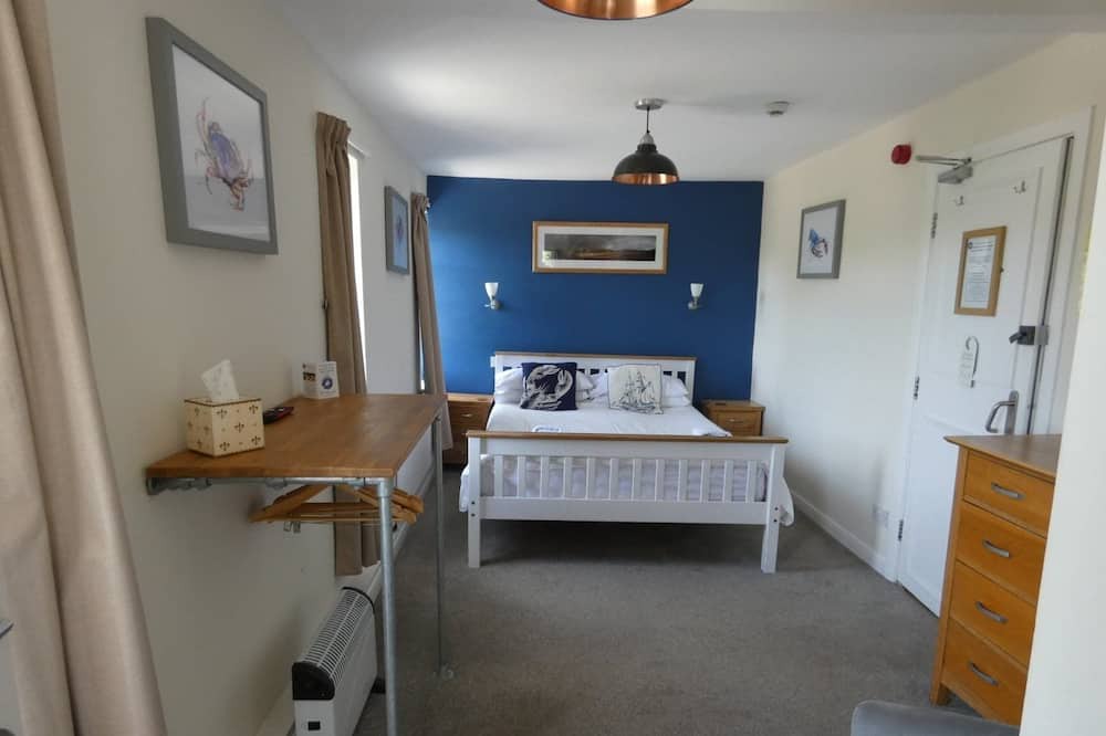 Photo of Others in Bantham