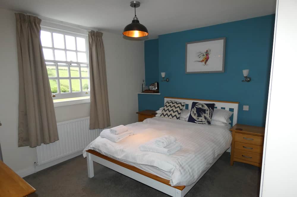 Photo of Others in Bantham