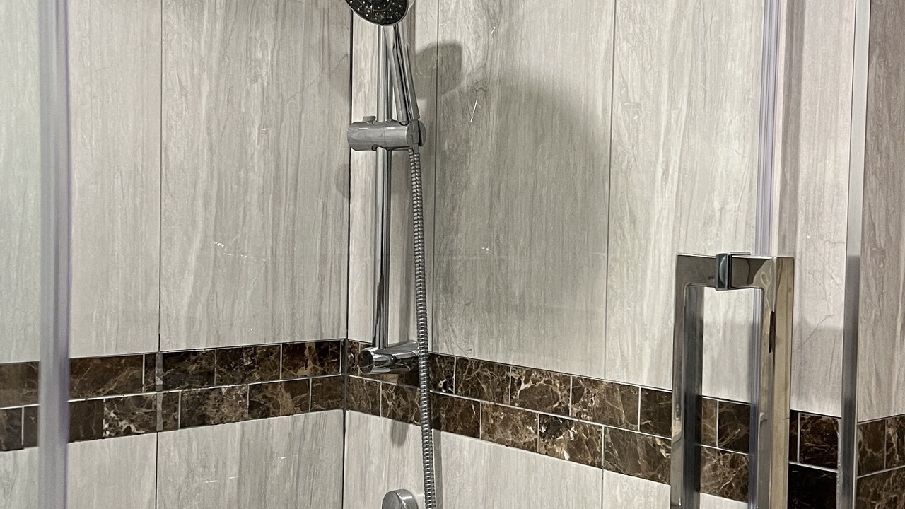 Photo of Bathroom in Niagara Falls