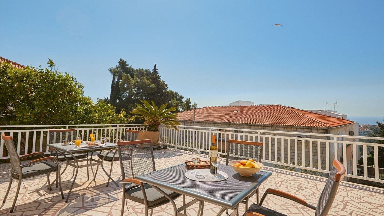Photo of Patio Balcony in Montovjerna