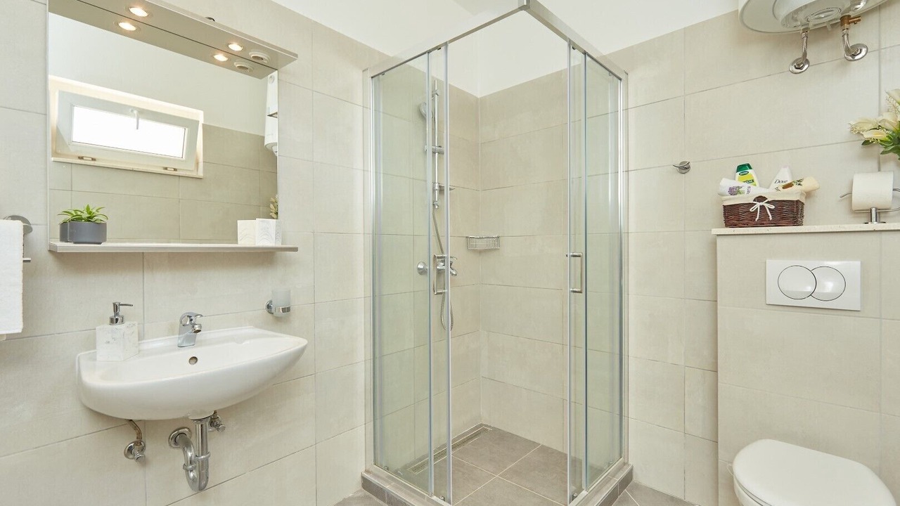 Photo of Bathroom in Montovjerna