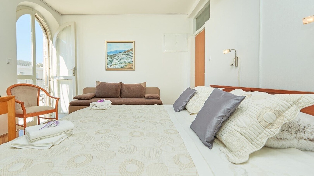 Photo of Bedroom in Montovjerna