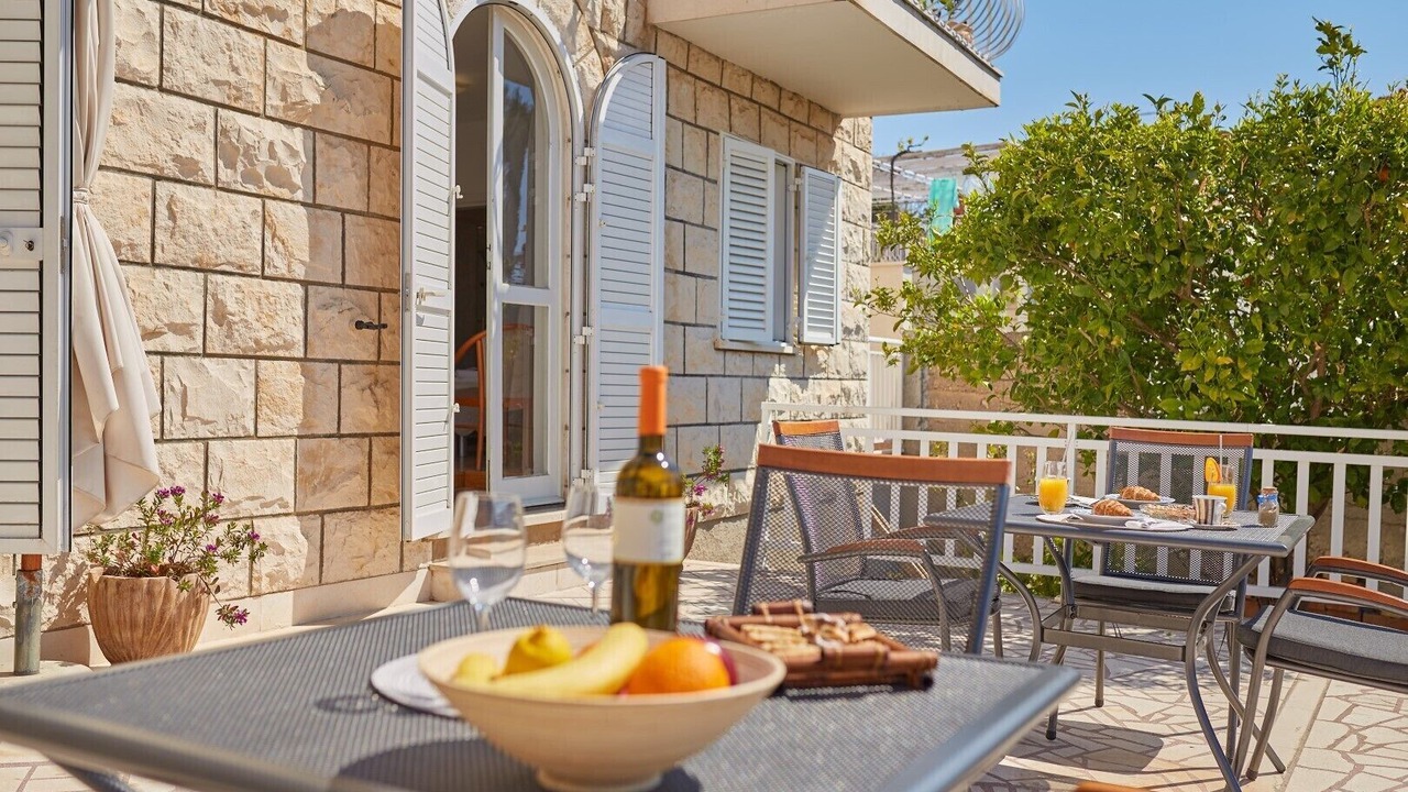Photo of Patio Balcony in Montovjerna