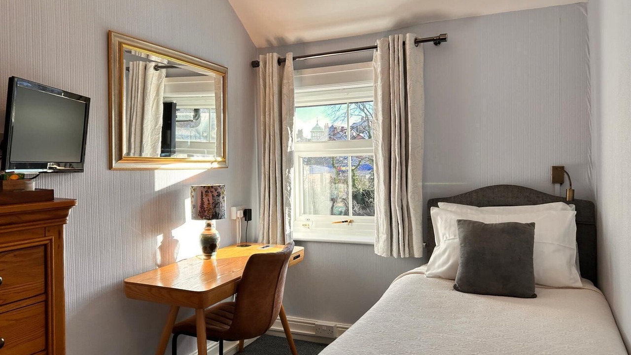 Photo of Bedroom in Llandrindod Wells