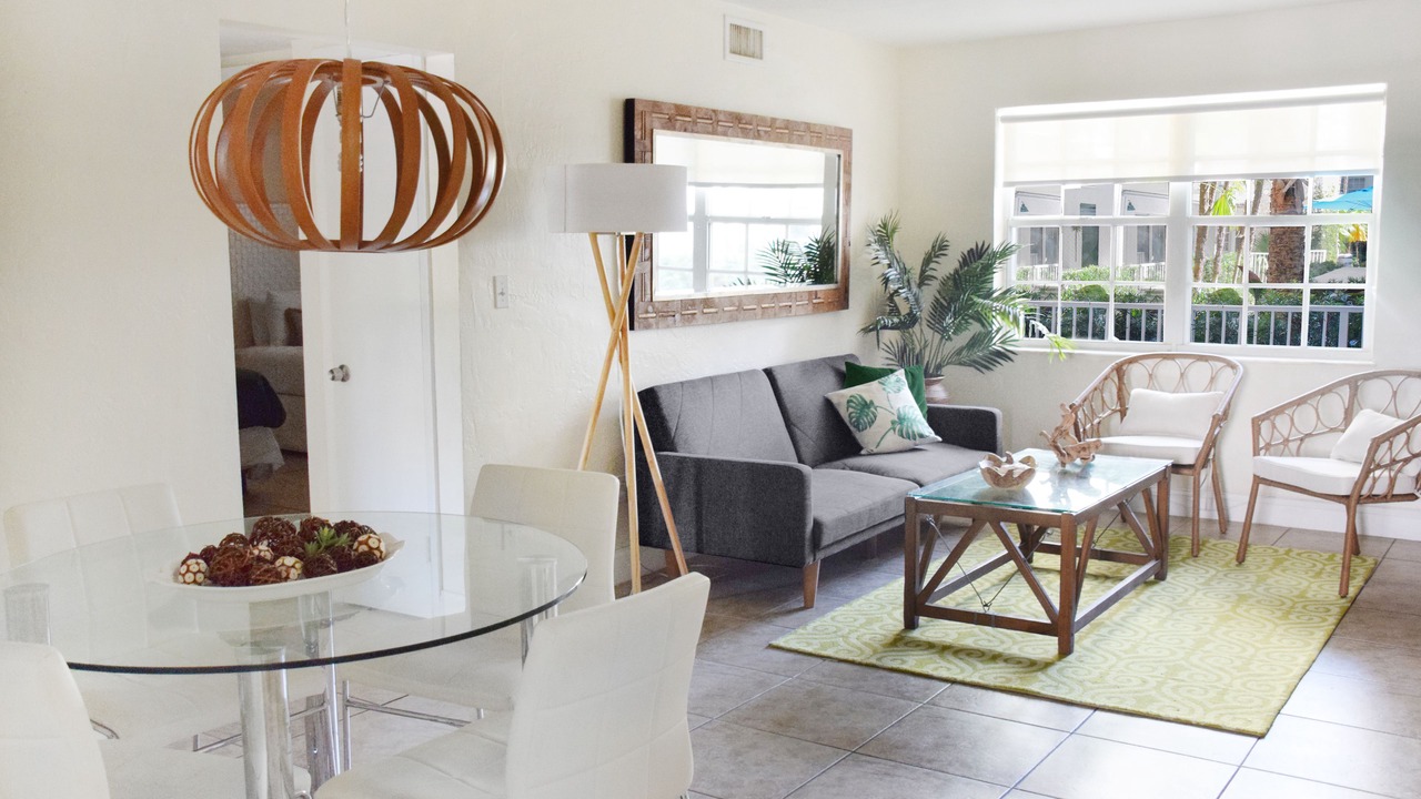Photo of Livingroom in Key Biscayne