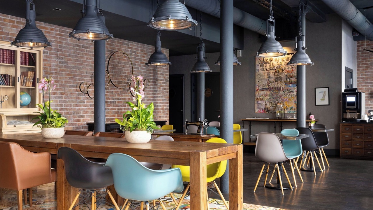 Photo of Others in Quartier Saint-Ambroise