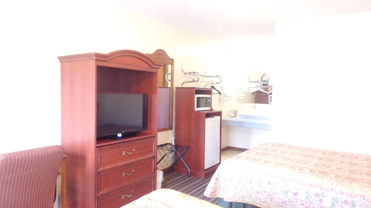 Photo of Bedroom in Warren