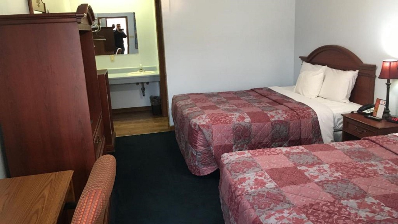 Photo of Bedroom in Warren
