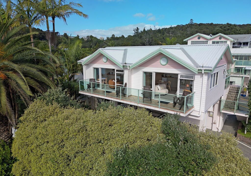 Photo of Others in Paihia