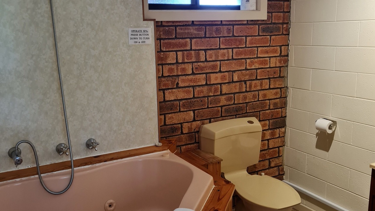 Photo of Bedroom in Toora