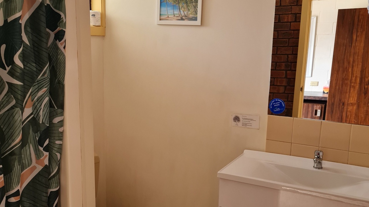 Photo of Bathroom in Toora