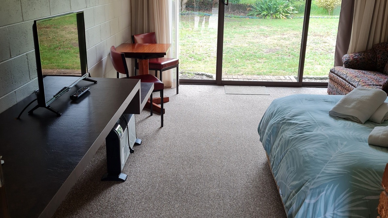 Photo of Bedroom in Toora