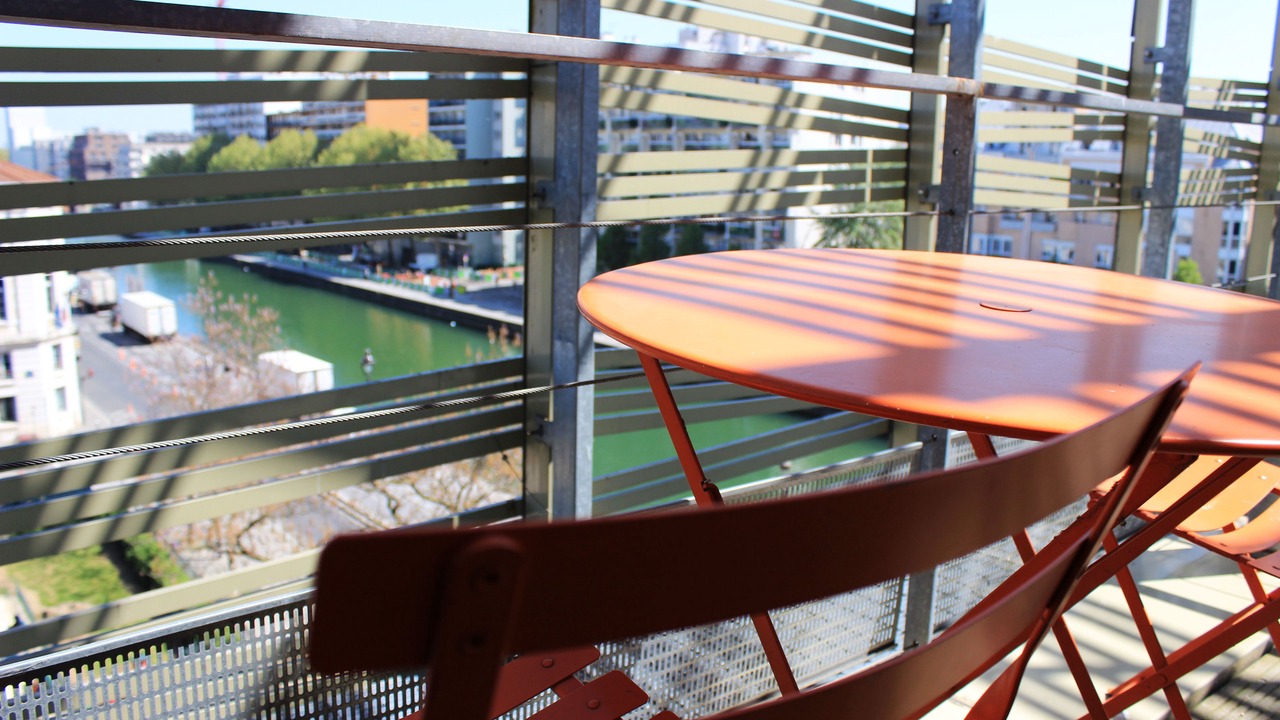 Photo of Patio Balcony in La Villette