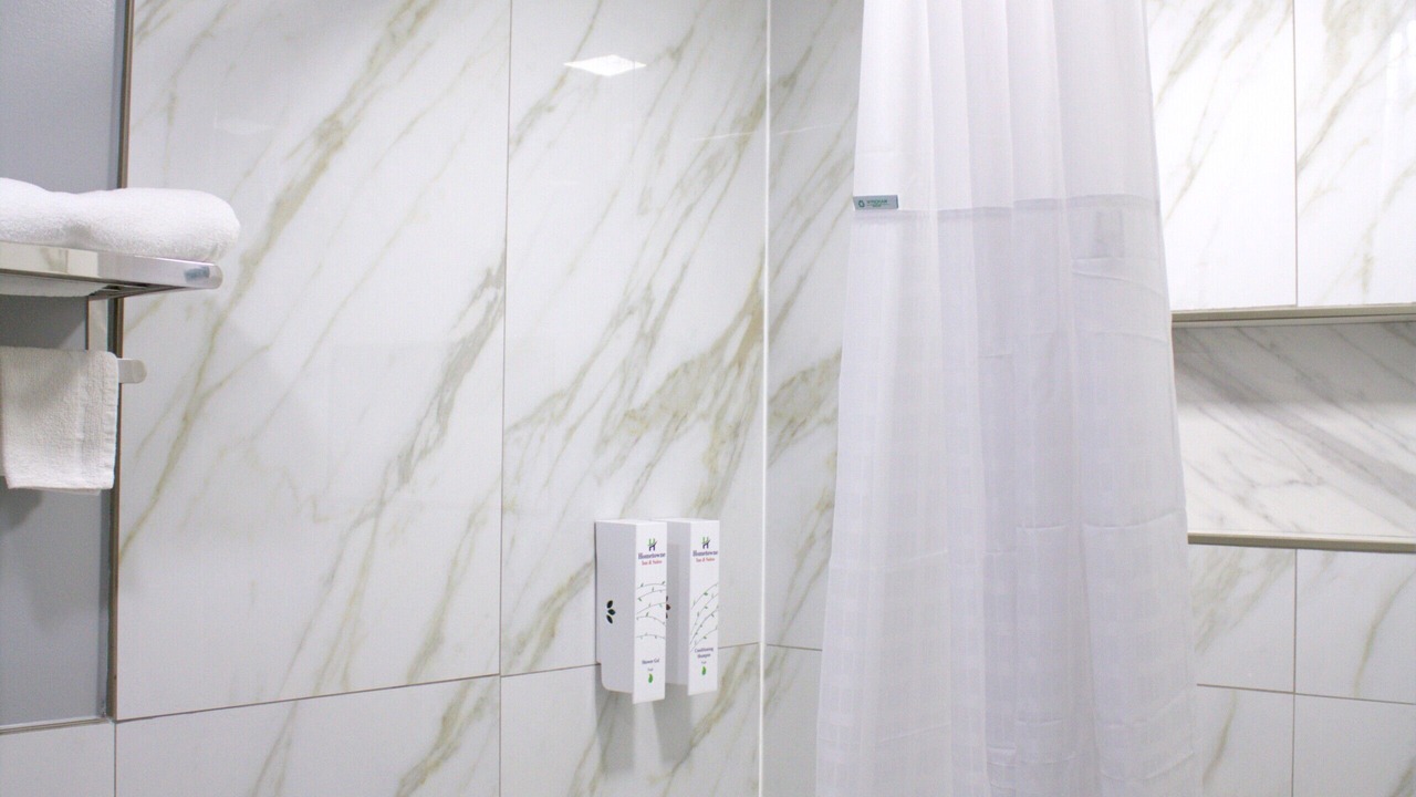 Photo of Bathroom in Scottsburg