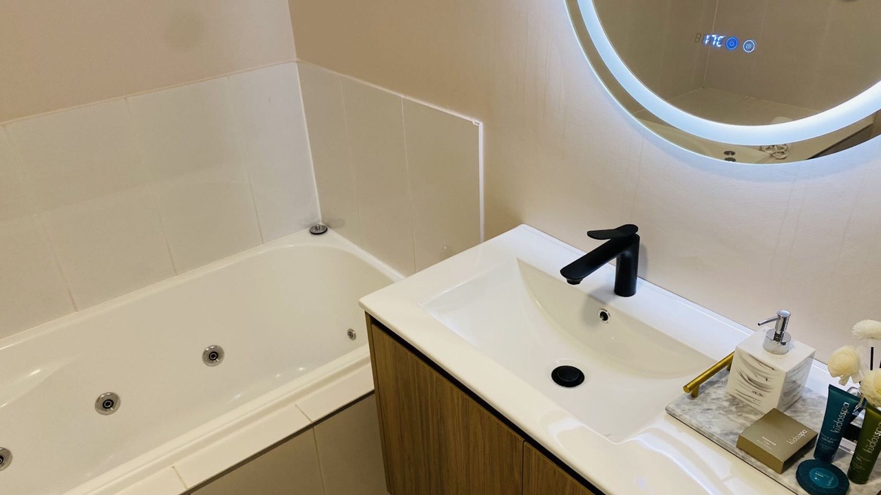 Photo of Bathroom in Dixons Creek