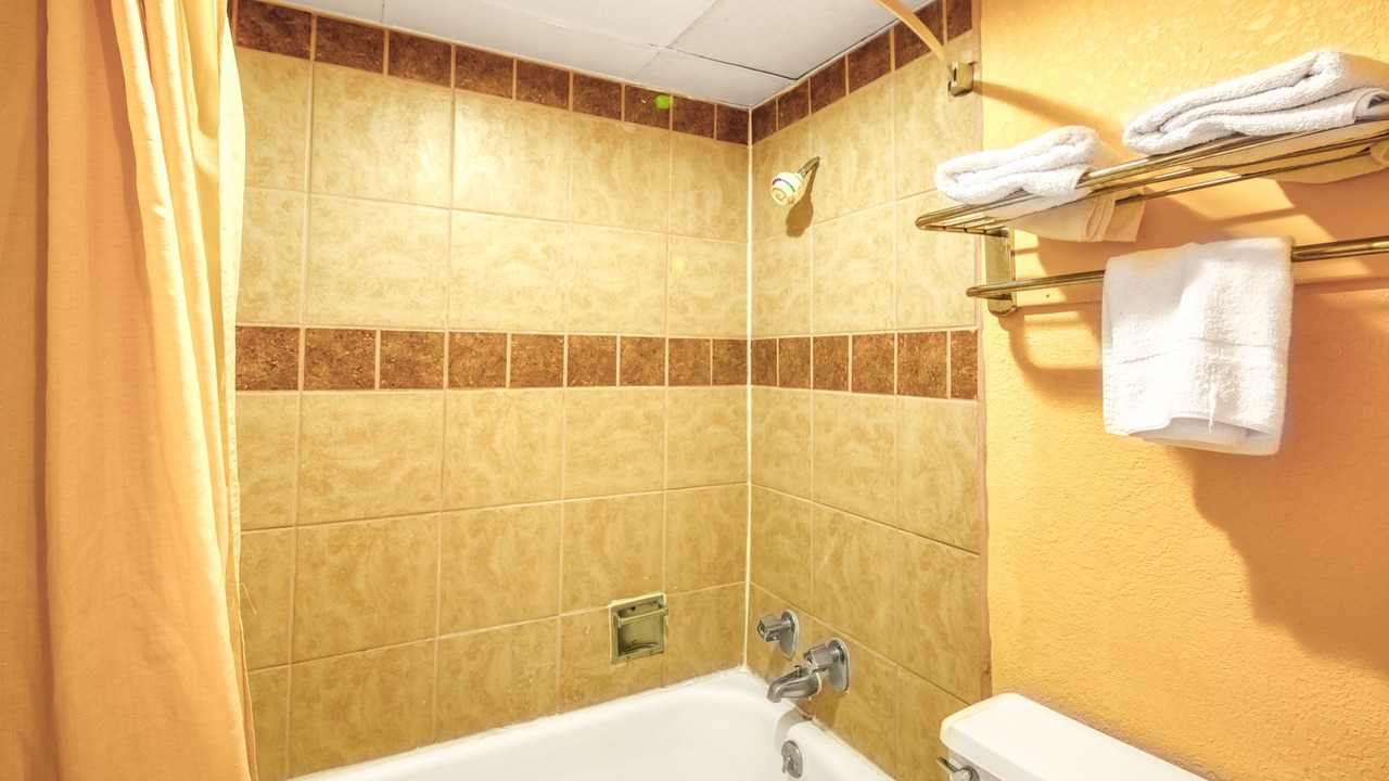 Photo of Bathroom in Crowley