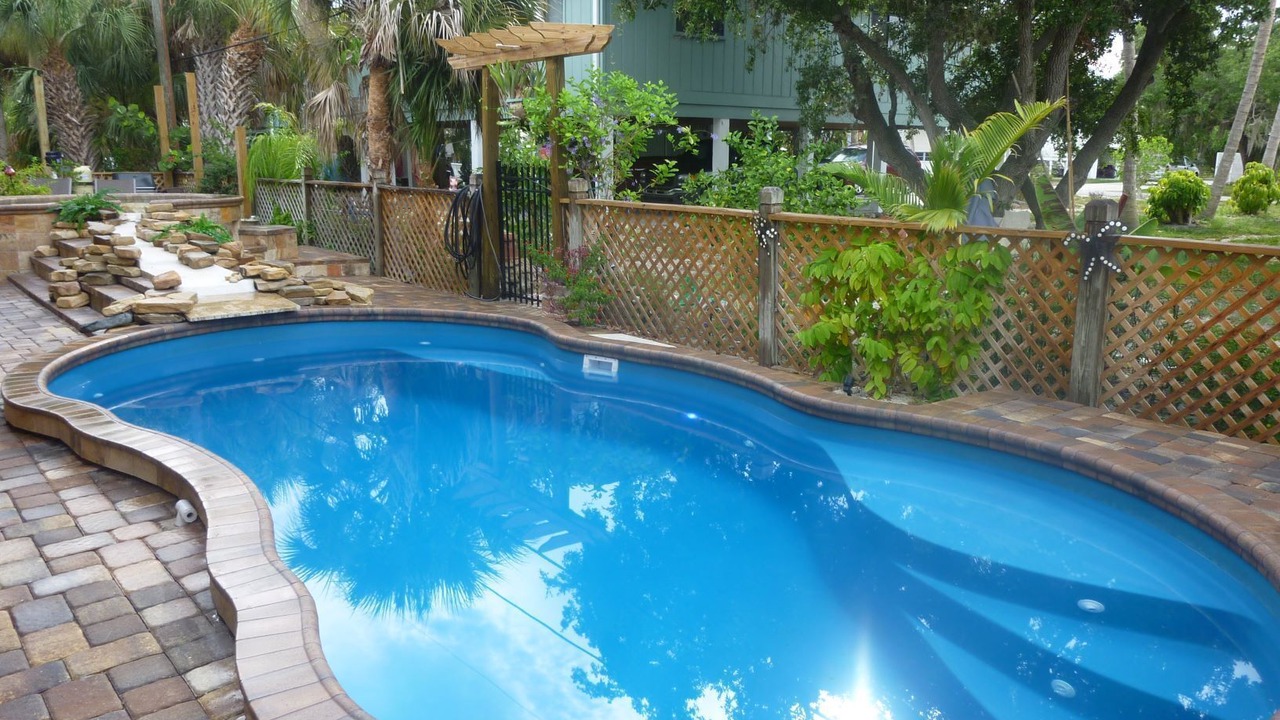 Photo of Outdoor in Mid Island