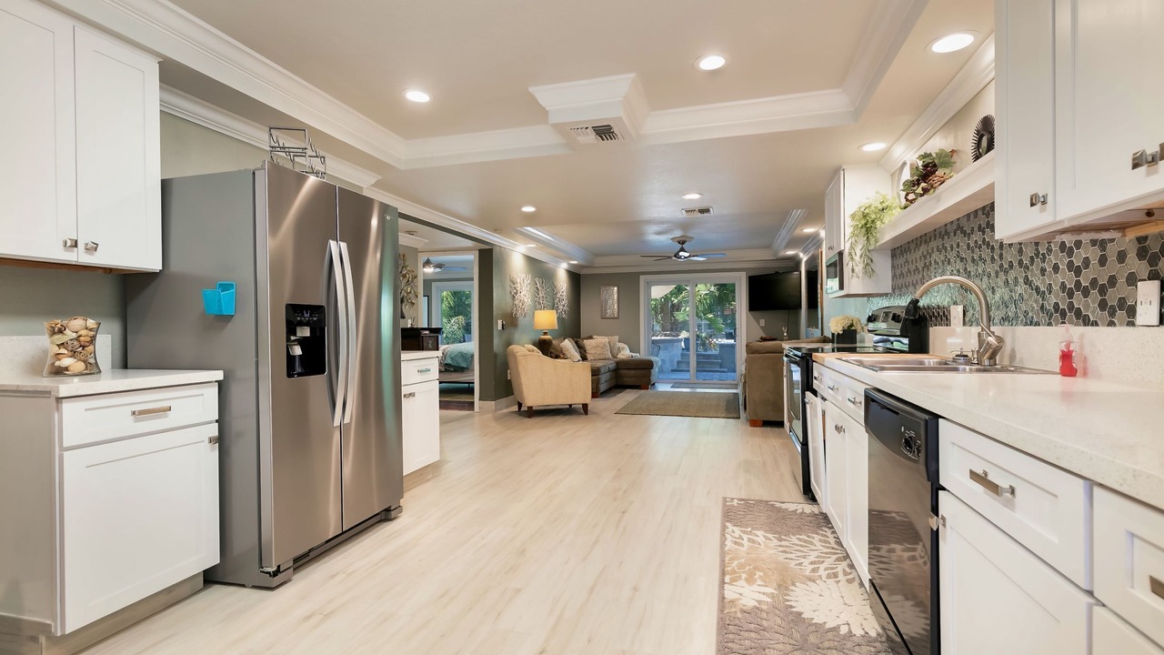 Photo of Kitchen in Mid Island