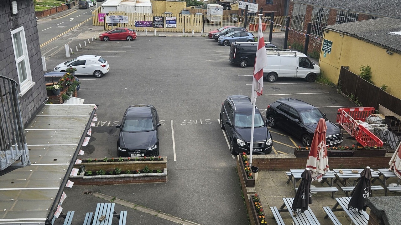 Photo of Others in Fenny Stratford