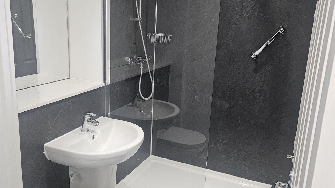 Photo of Others in Fenny Stratford