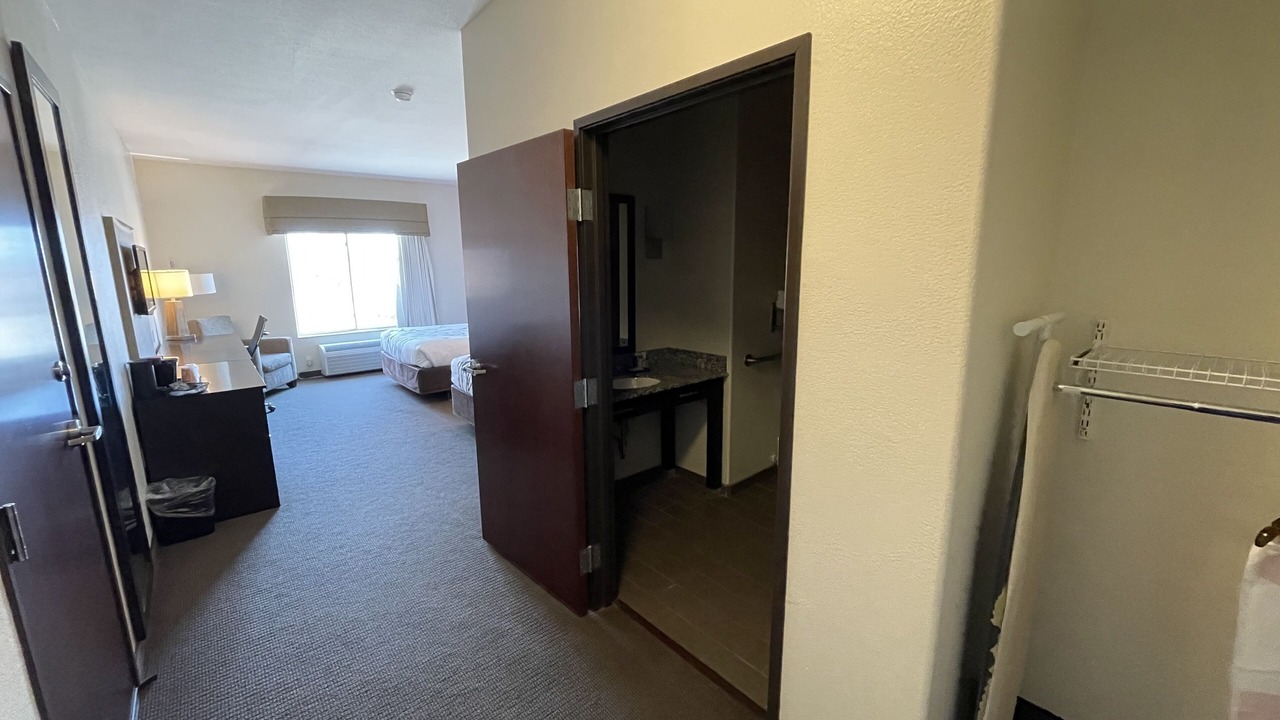 Photo of Bedroom in Hennessey