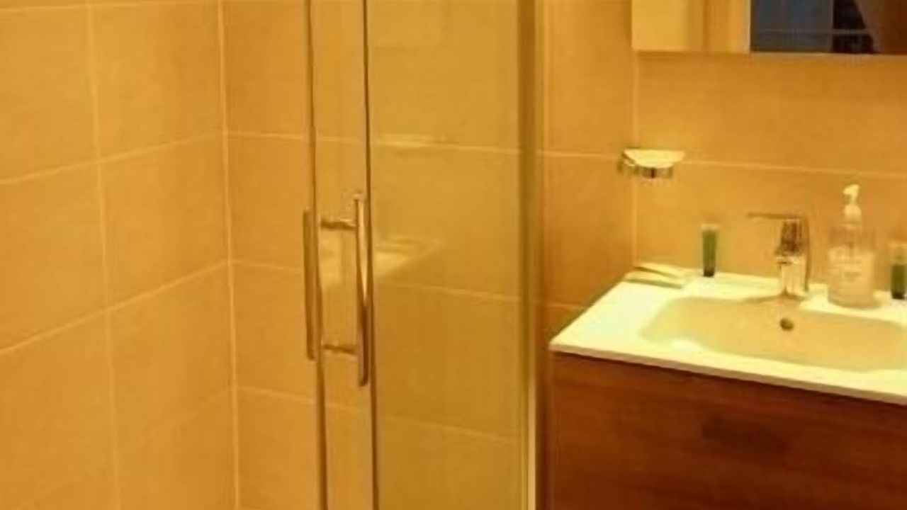 Photo of Bathroom in Market Bosworth