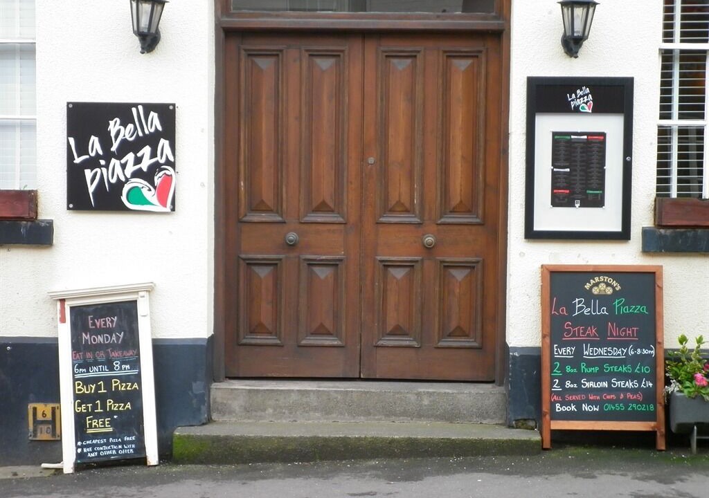 Photo of Others in Market Bosworth