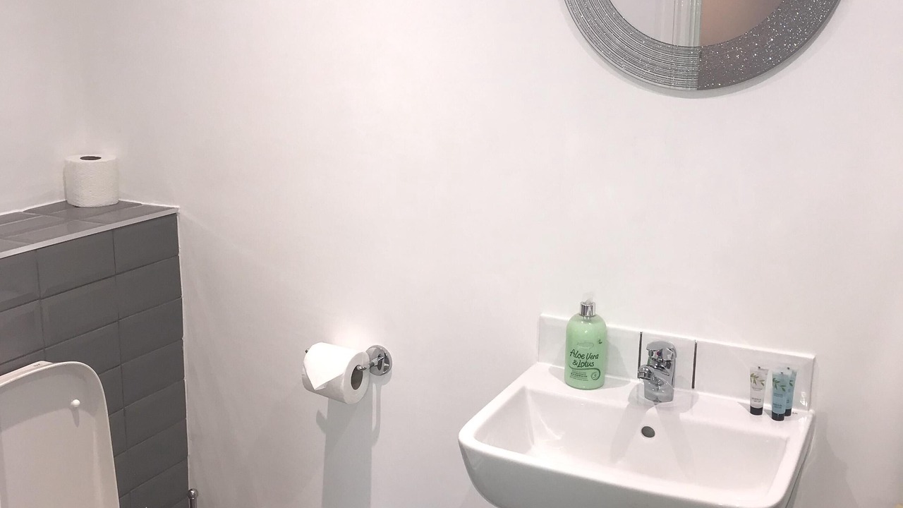 Photo of Bathroom in Market Bosworth