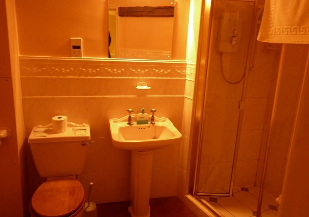 Photo of Bathroom in Market Bosworth