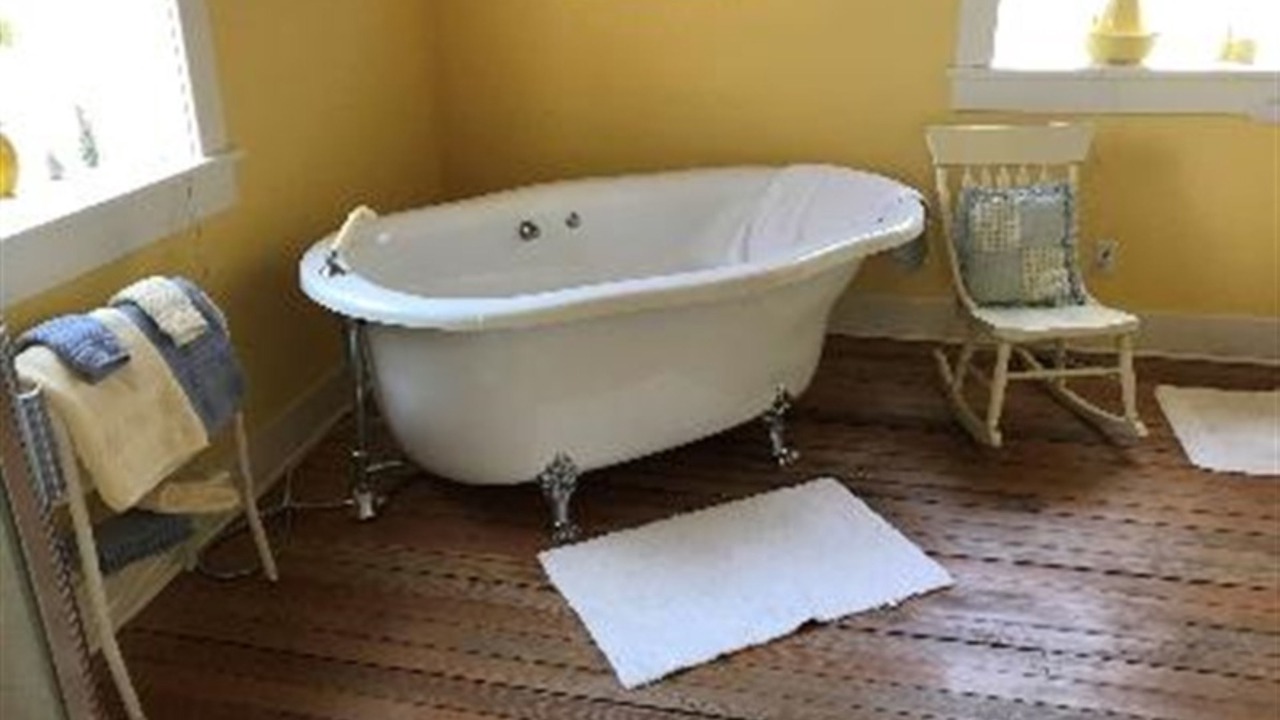 Photo of Bathroom in Maeystown