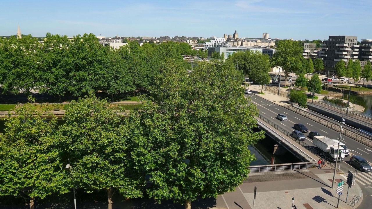 Photo of Bedroom in Port of Caen
