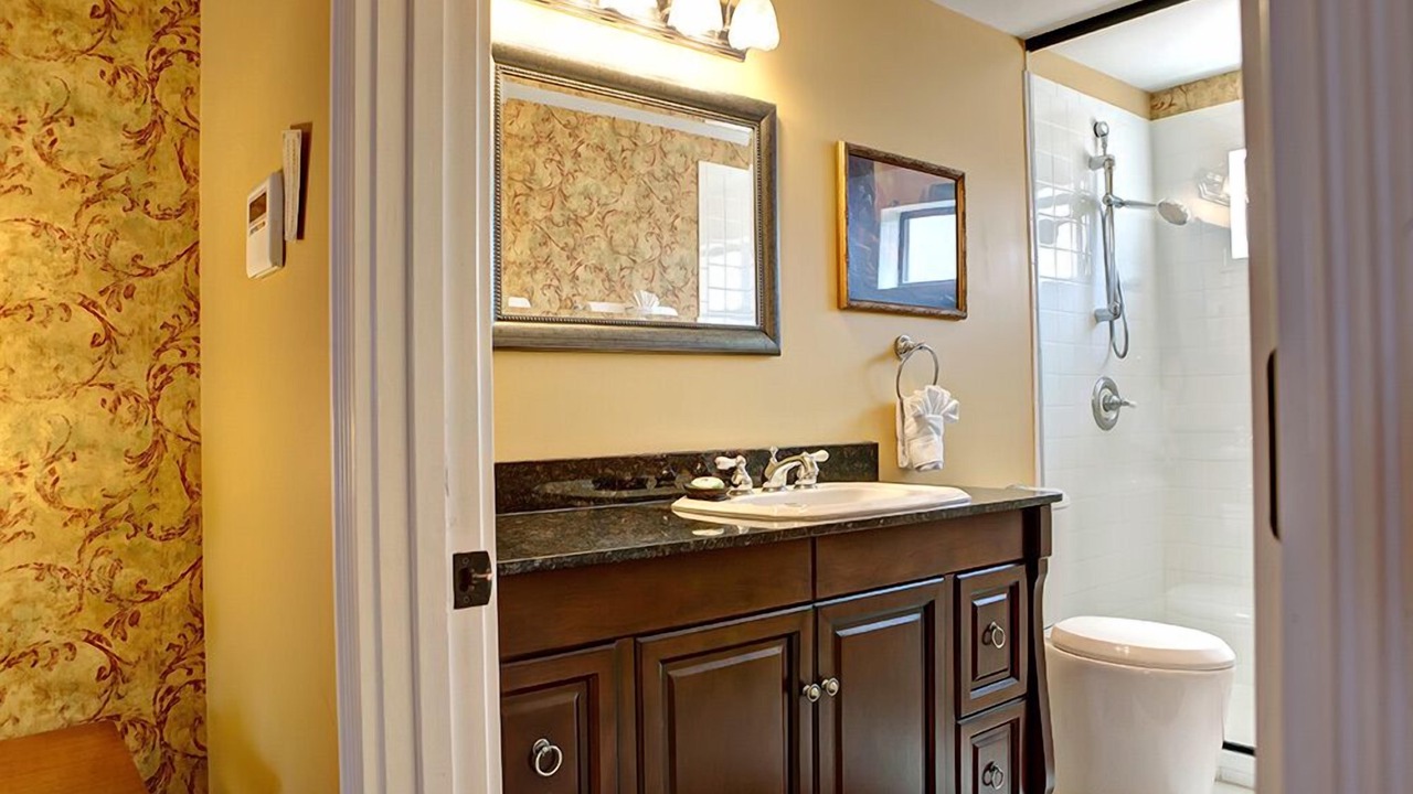 Photo of Bathroom in Tombstone